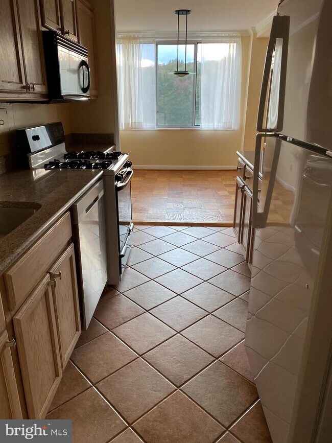 6641 Wakefield Dr 6641 Wakefield Dr Alexandria VA 22307 Apartment