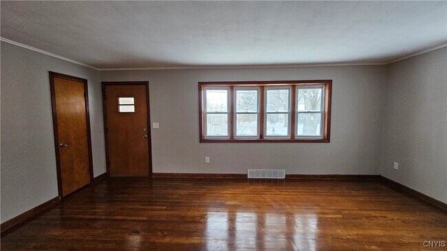 Building Photo - 56 Artillery Ln