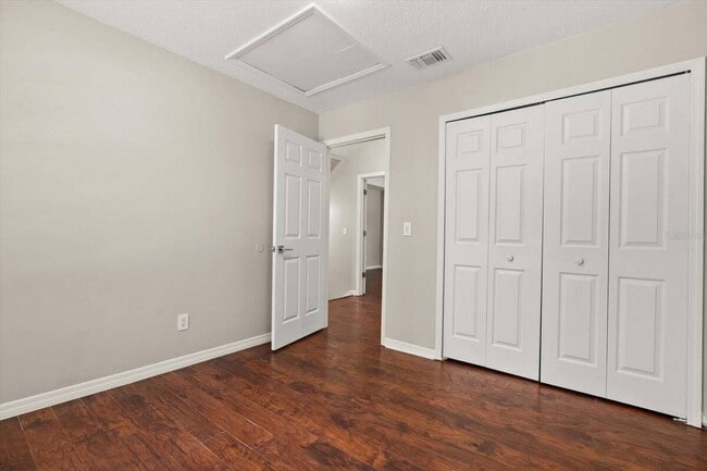 Building Photo - 1509 Red Oak Ct