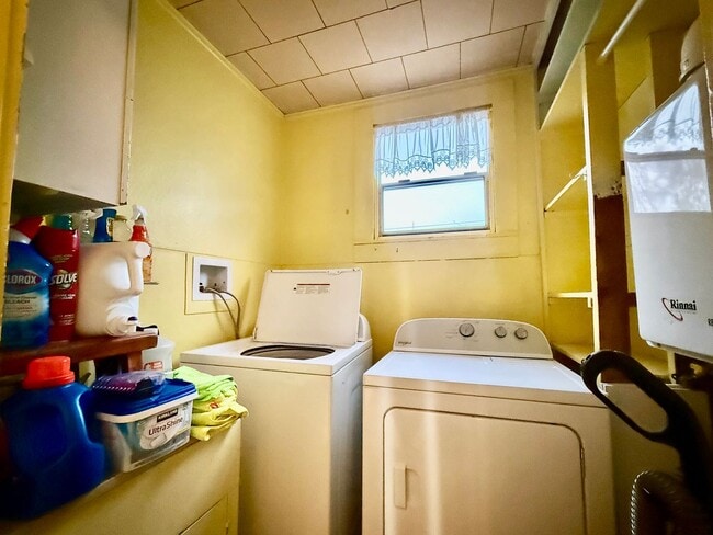 Building Photo - 1402 O Ave