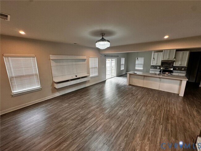 Building Photo - 16043 Cambria Cove Blvd