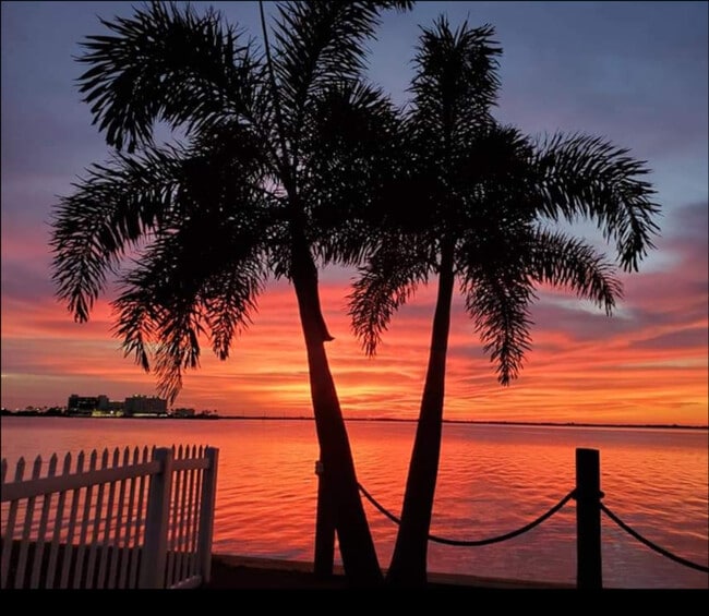 Building Photo - 408 Harrison Ave