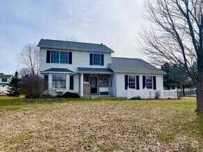 Building Photo - Three Bedroom Home Near Portage Schools