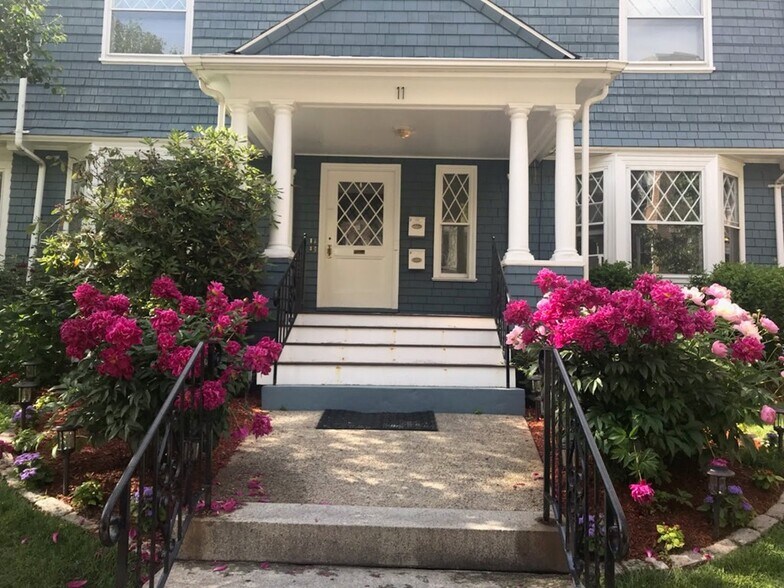 Primary Photo - 11 Orkney Rd