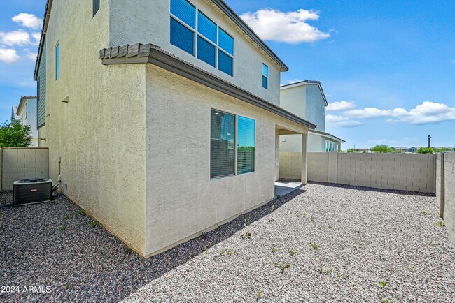 Building Photo - 4816 S Ferric