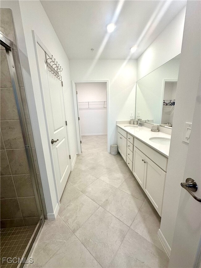 Building Photo - 20610 Hazelnut Ct