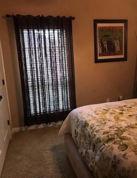 Building Photo - 652 Fairfield Loop