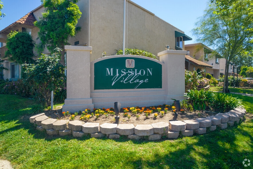 Primary Photo - Mission Village