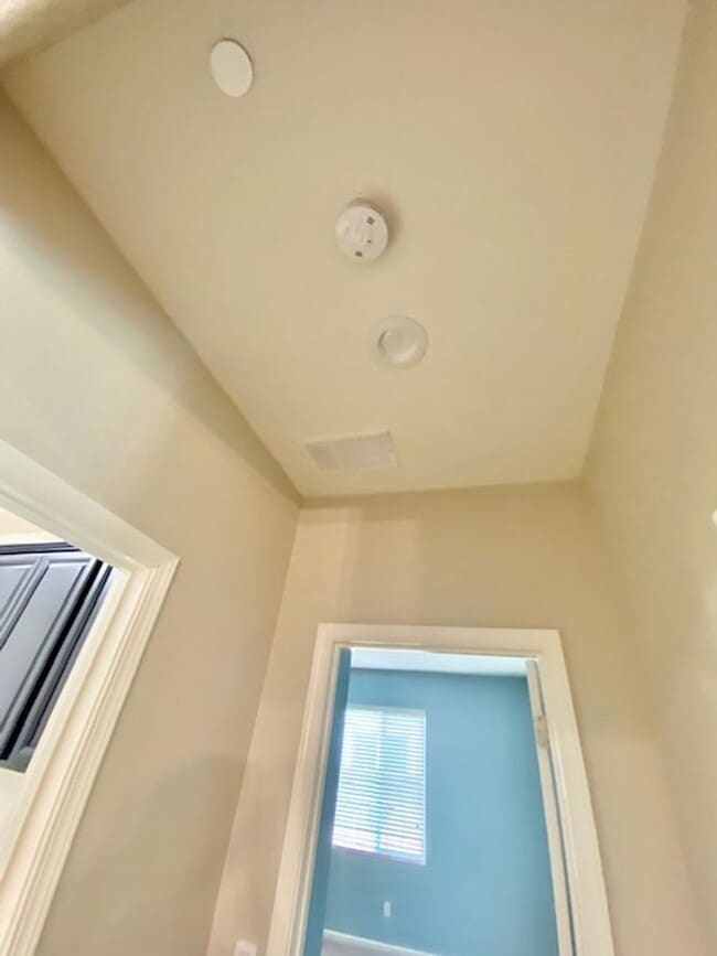 Building Photo - ALMOST NEW, UNIQUE 4 BEDROOM, 3 BATH, 2 CA...