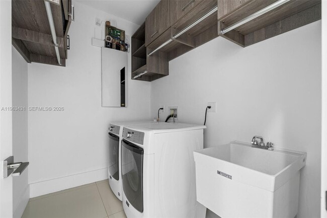 Building Photo - 18935 Atlantic Blvd