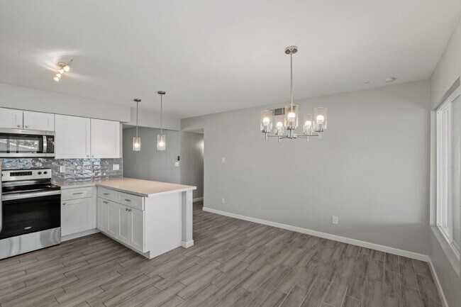 Building Photo - 15237 North 21st St