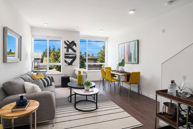 Building Photo - 2Bd/1.75Ba Seattle Condo