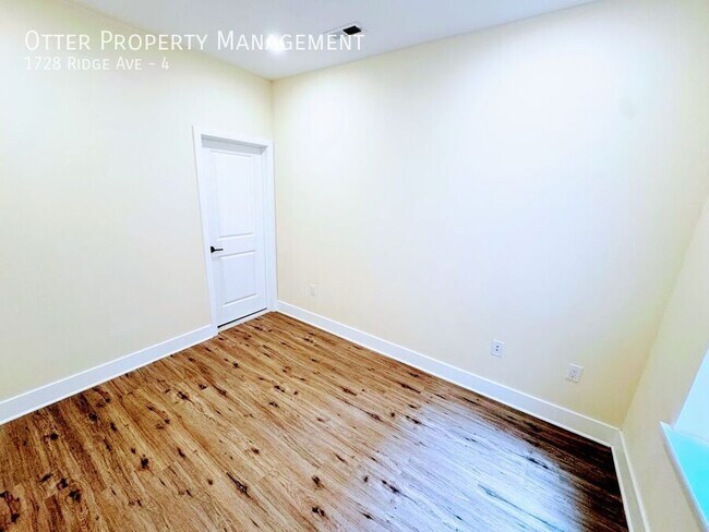 Building Photo - 1728 Ridge Ave