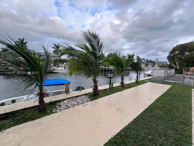 Building Photo - 2935 NE 163rd St