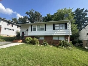 Building Photo - 328 W Edmonston Dr