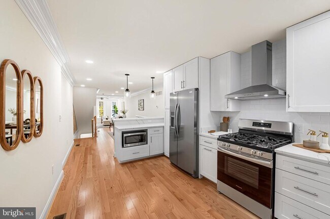 Building Photo - 1724 S Hanover St