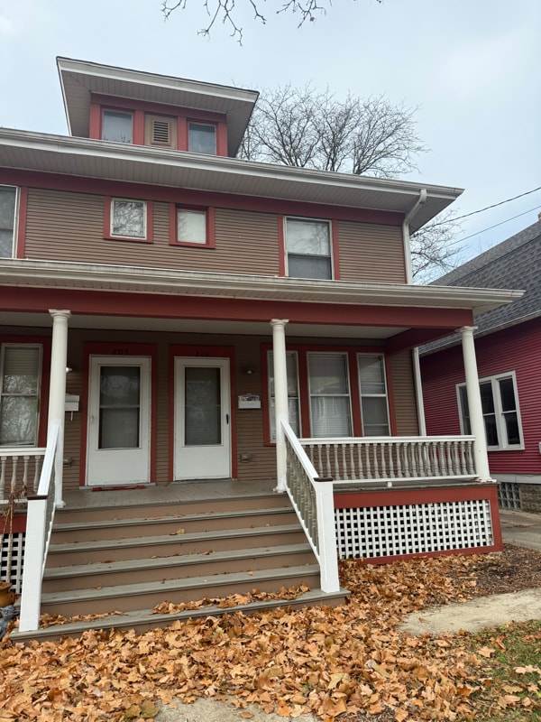 Building Photo - 208-212 Blackhawk St