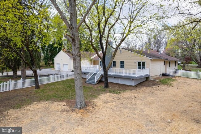 Building Photo - 370 Ganttown Rd