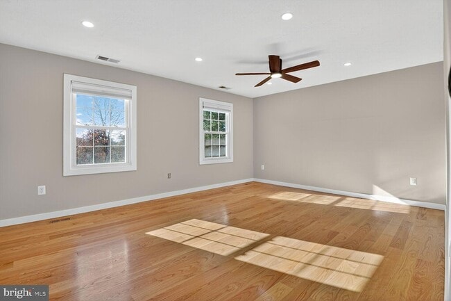 Building Photo - 14982 Gold Post Ct