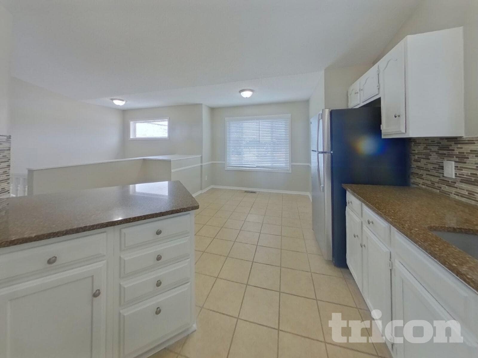 Building Photo - 14098 Yosemite Ave S