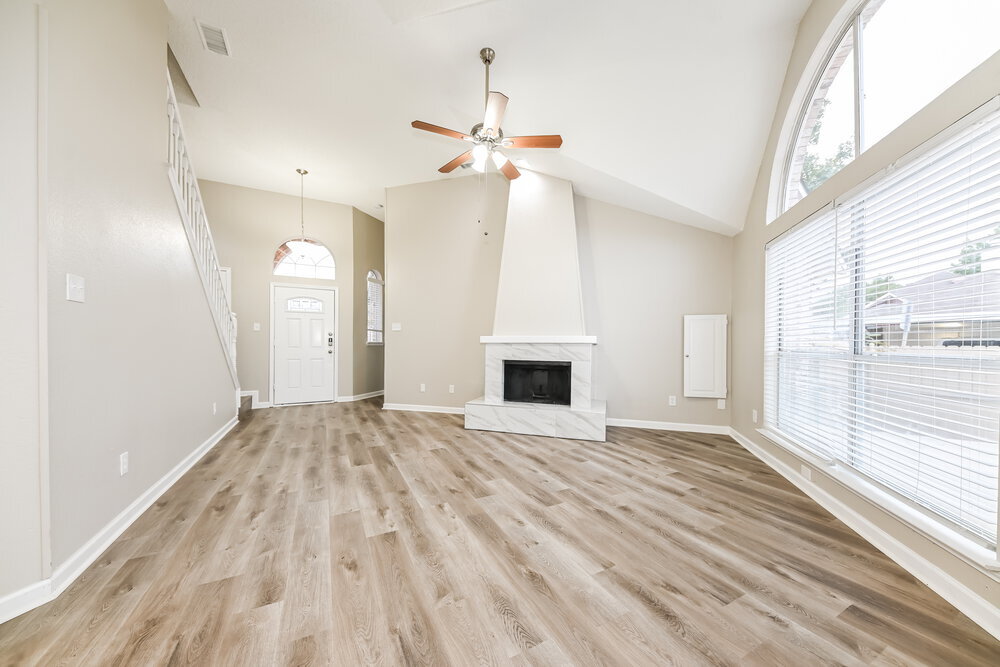 Building Photo - 2209 Amber Springs