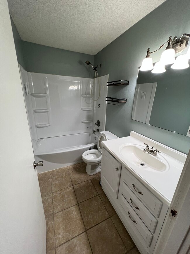 Building Photo - 119 Fairlane Dr