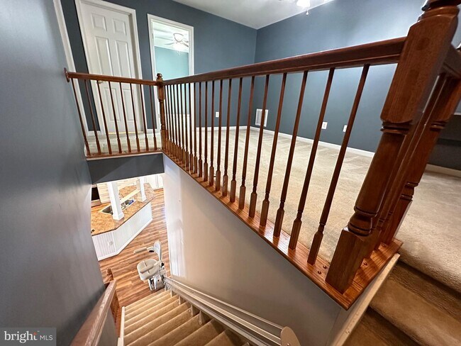 Building Photo - 6504 Feather Edge Court