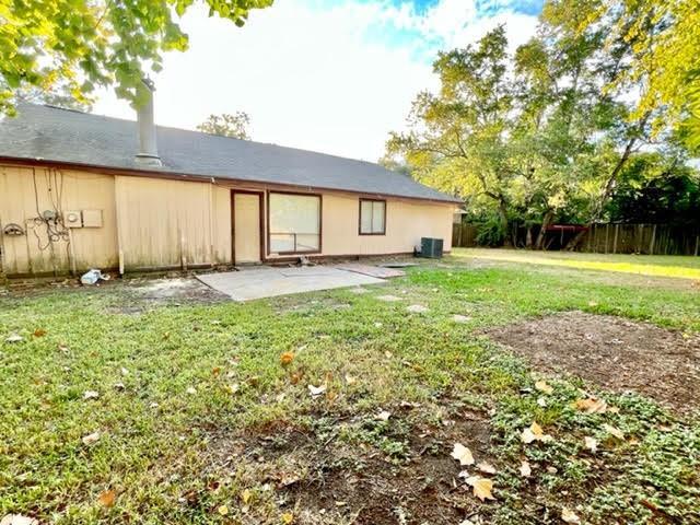 Building Photo - 102 Greenshire Dr