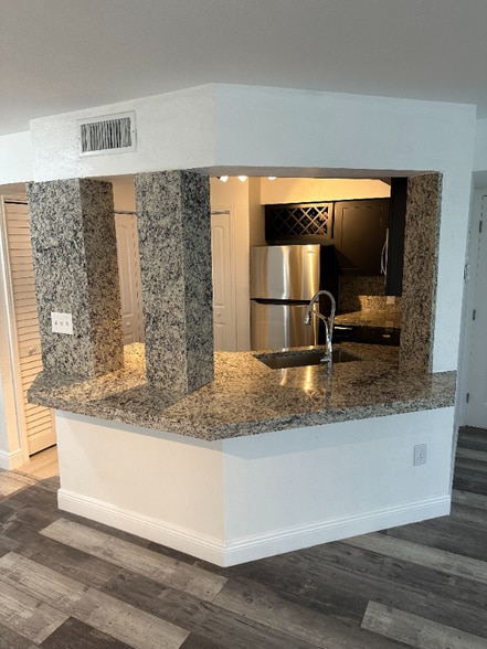 Building Photo - 2341 NW 33rd St