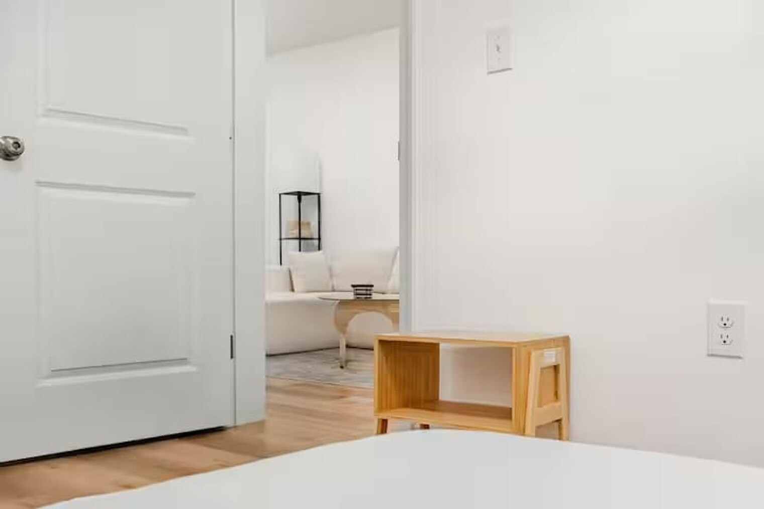 Building Photo - 1384 Ridge Ave