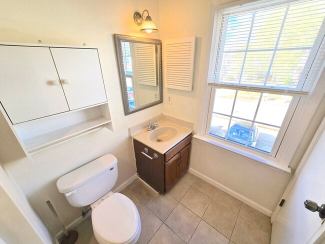 Building Photo - 5221 Johnstown Ln