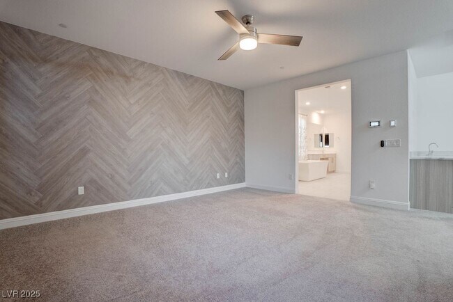 Building Photo - 230 Carmel Sky St