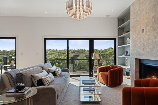 Building Photo - 5914 Cape Coral Dr