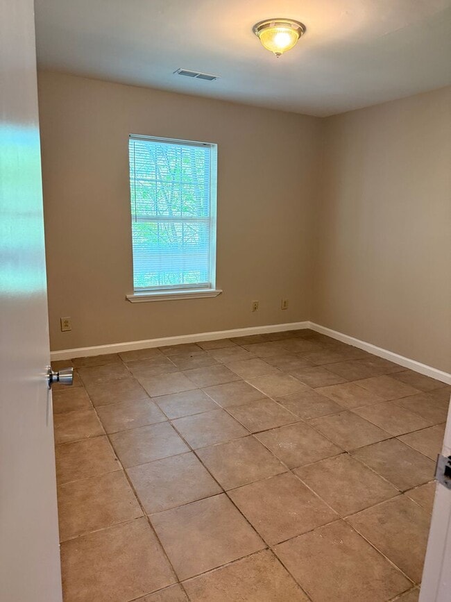 Building Photo - 57 Ashley Lauren Ln