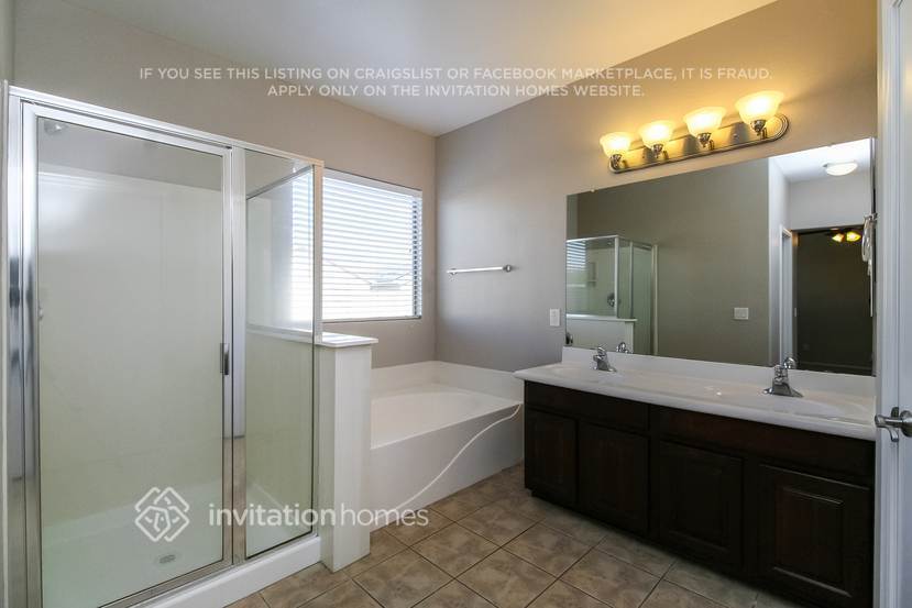 Building Photo - 44248 W Neely Dr