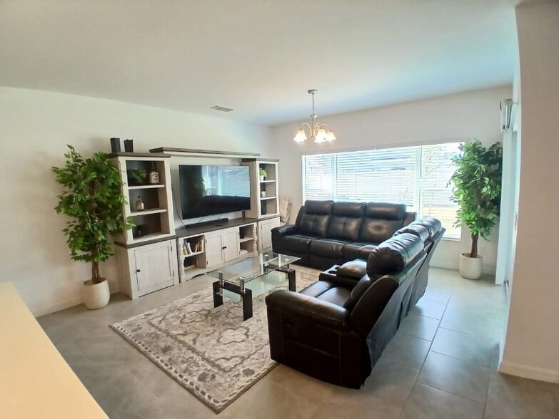 Building Photo - 1278 Wispy Cypress Dr