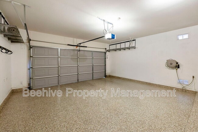 Building Photo - 2314 W Jake Haven