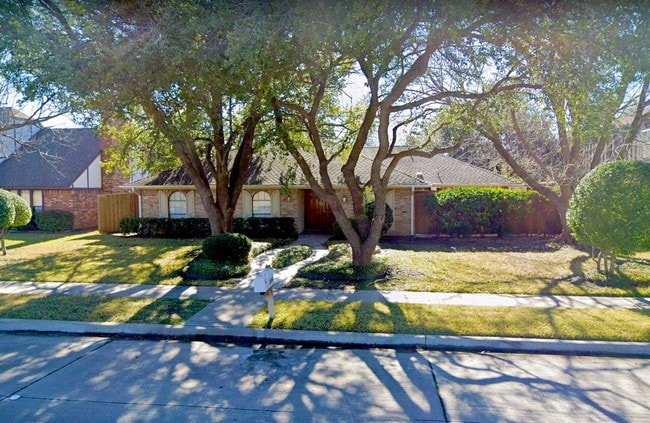 Building Photo - 3804 Matterhorn Dr