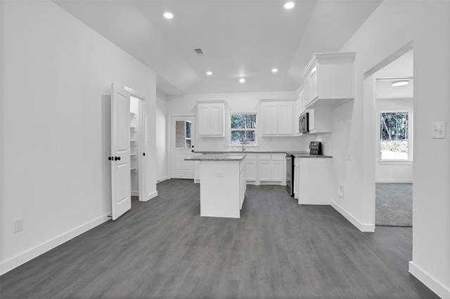 Building Photo - 1483 Cathey Dr