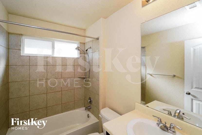 Building Photo - 12341 Erstein Vly