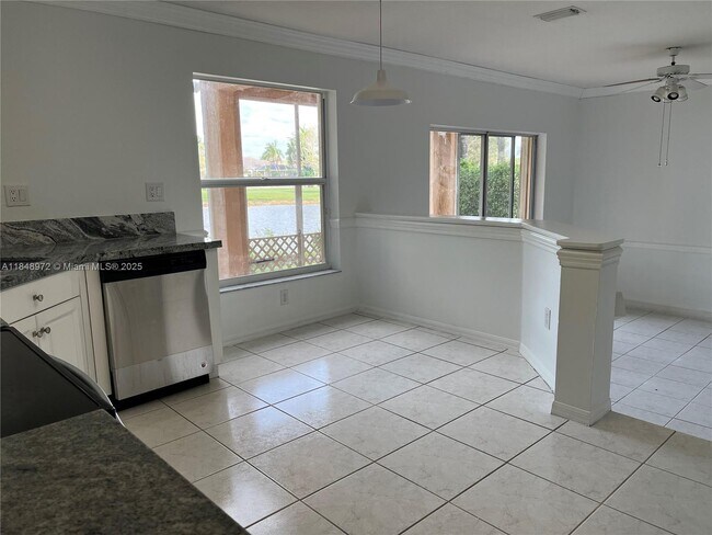 Building Photo - 1413 SW 158th Ave
