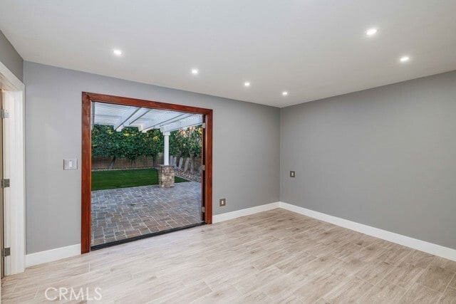 Building Photo - 5672 Rich Hill Way