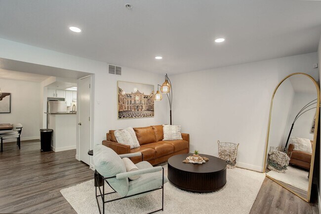 Building Photo - Modern 1BR | Prime Boulder + Gold Run Perks