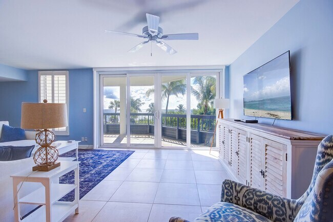 Building Photo - 120 S Ocean Blvd