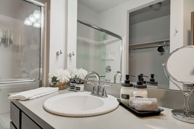 Building Photo - 2210 Remington Way