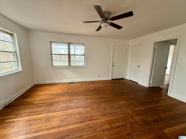 Building Photo - 7823 Rugby Ave