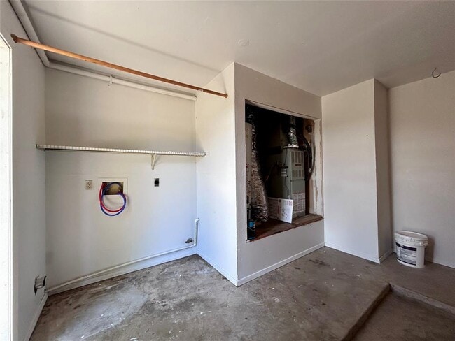 Building Photo - 12232 Tyson Cove