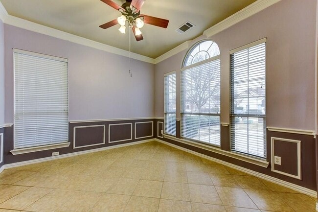 Building Photo - 5310 Lafayette Dr