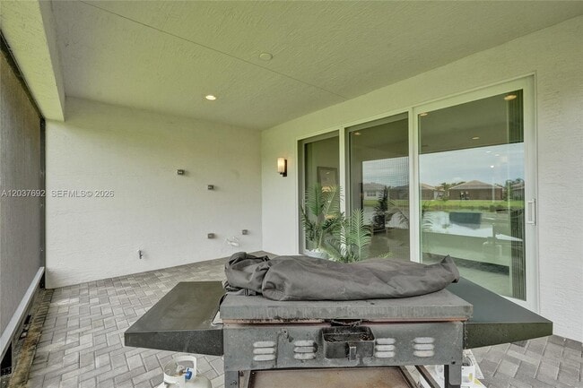 Building Photo - 13328 SW River Rock Rd