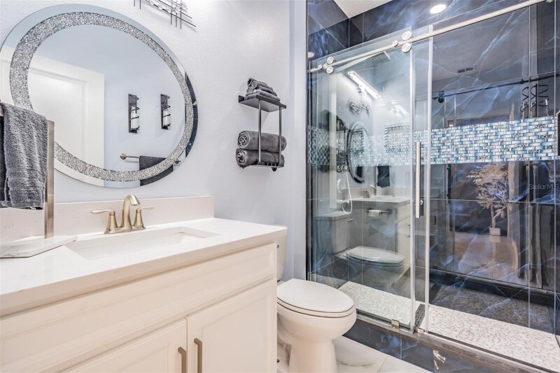 Building Photo - 10381 Tupper Cay Dr